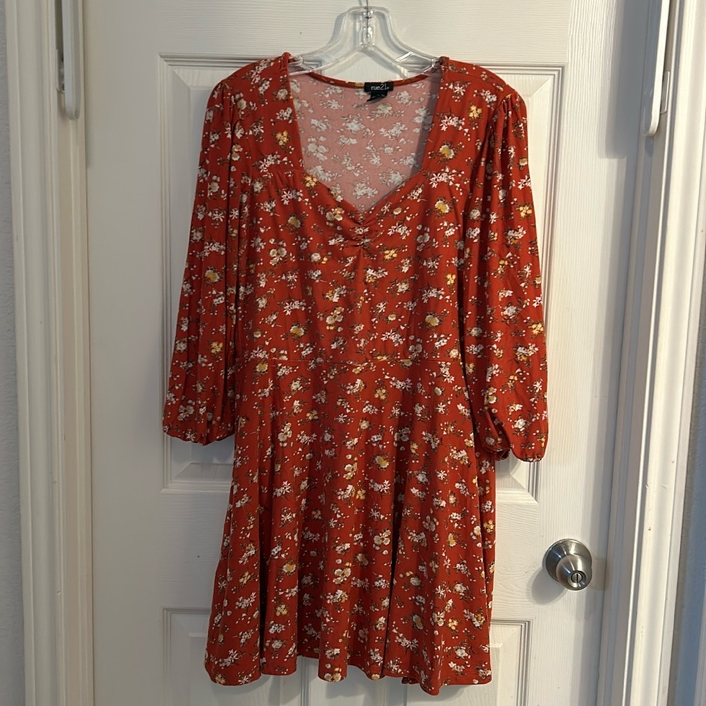 Rue 21 Dress Size L Red‎ Floral Pattern